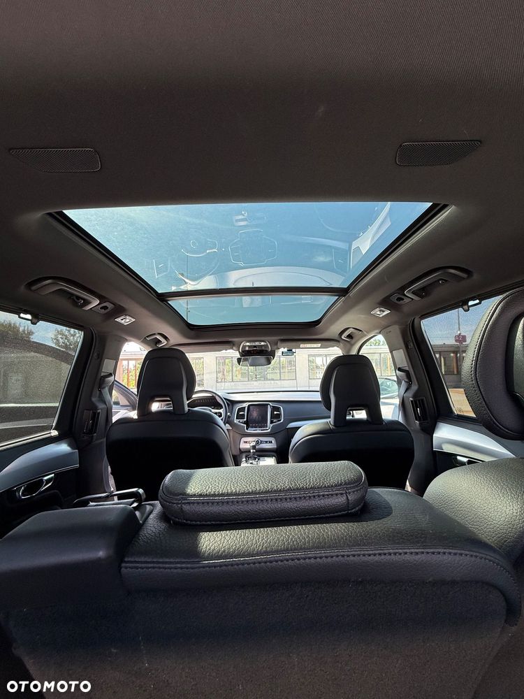 Volvo XC 90 D5 AWD Momentum - 9