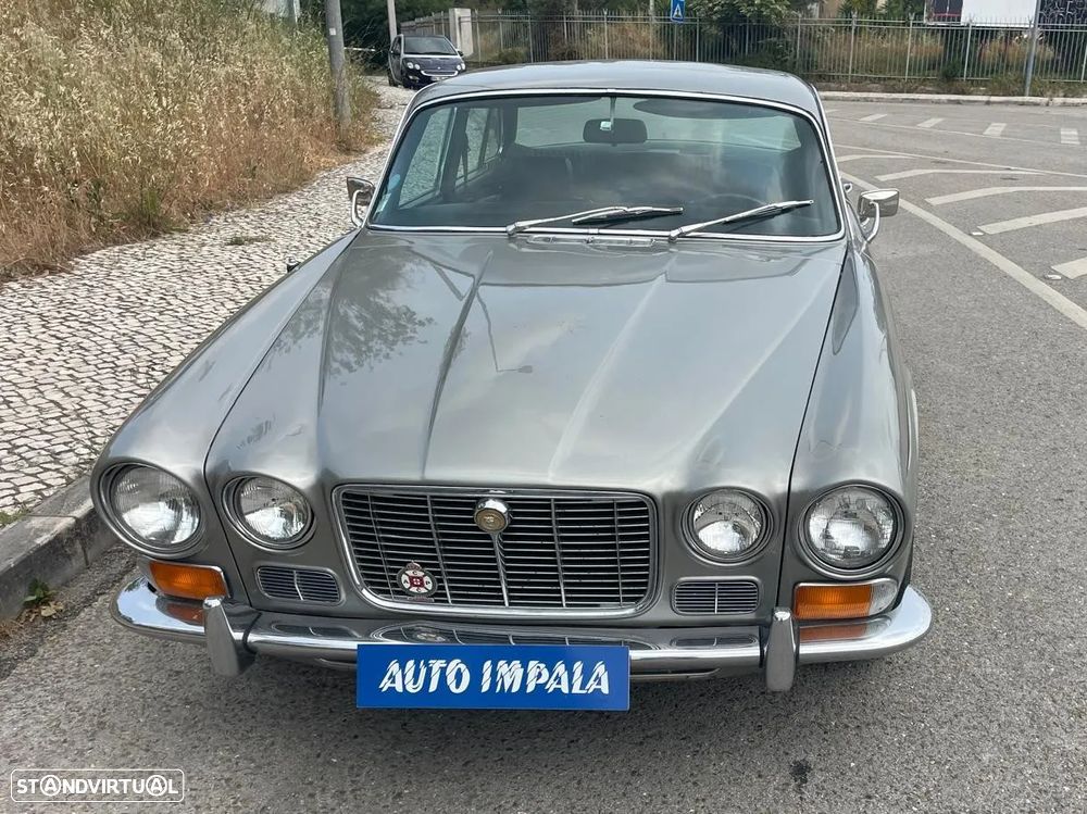 Jaguar XJ - 2