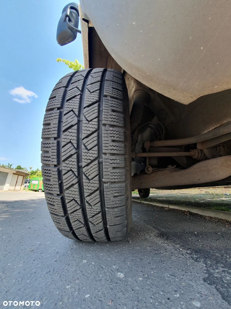 Mercedes-Benz Sprinter - 6