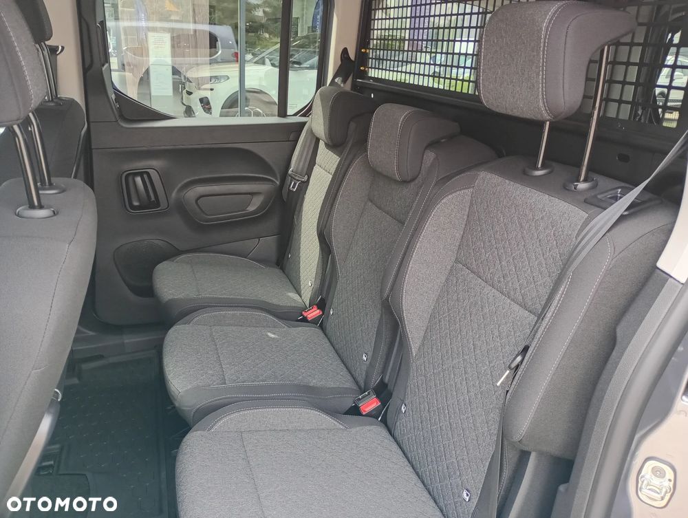 Opel Combo MPV L2 1.5 130KM Automat - 13