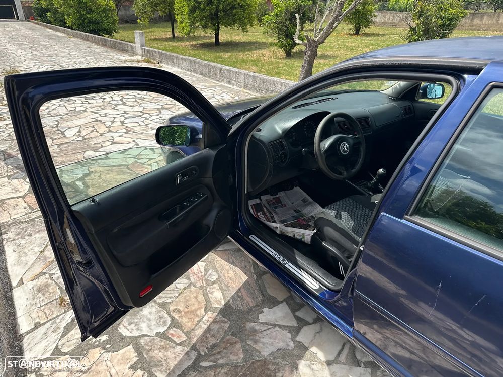 VW Golf 1.4i Confortline JE+AC - 12