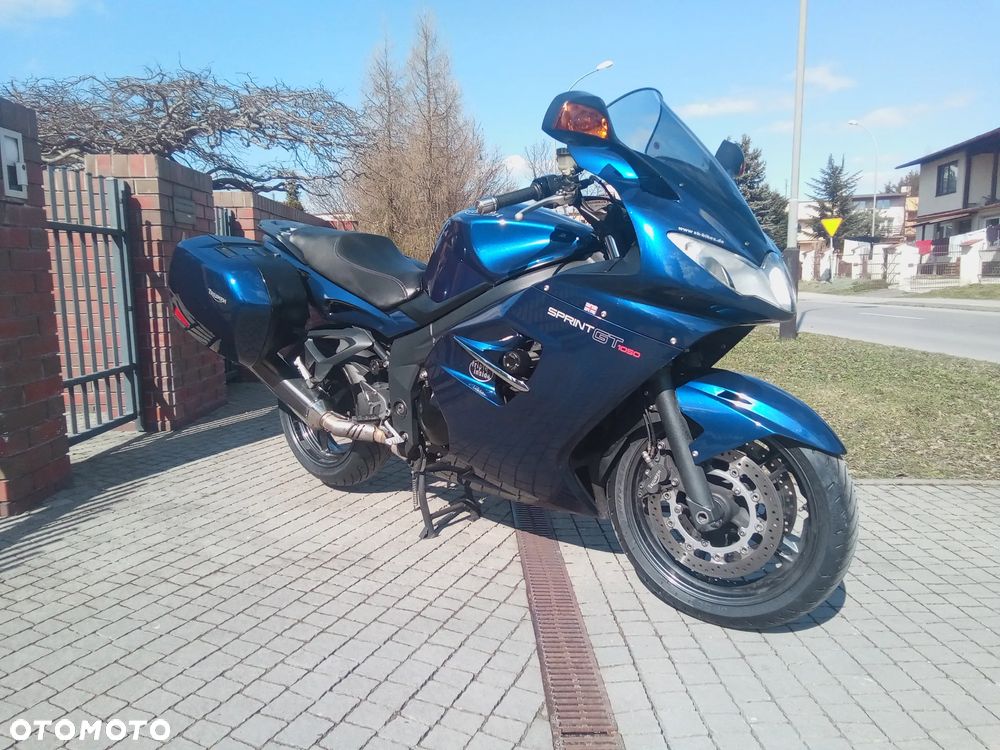 Triumph Sprint - 2