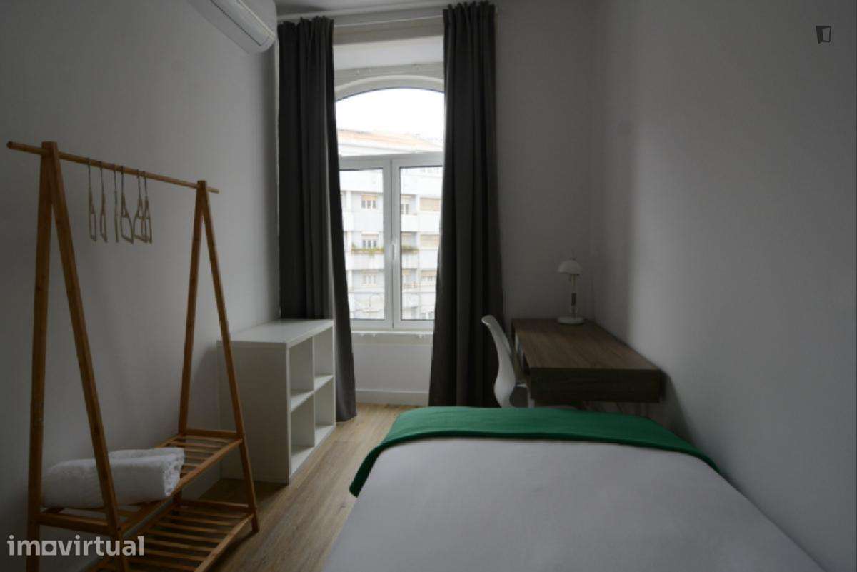 Apartamento com 3 quartos - localizado em Picoas Lisbon - Grande imagem: 5/11