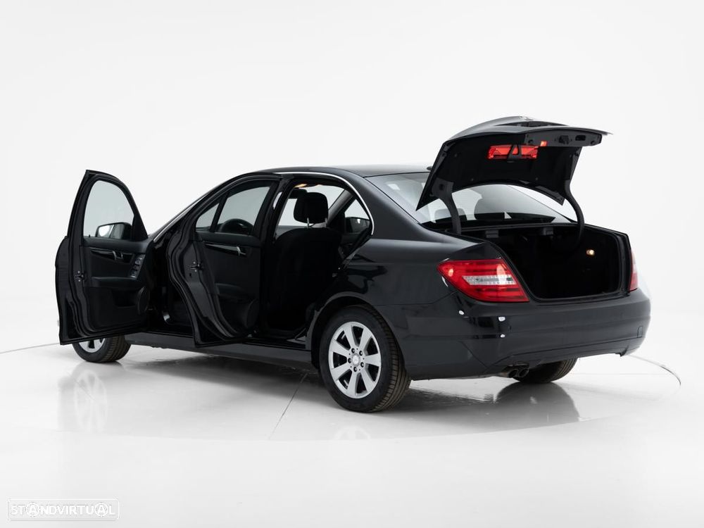 Mercedes-Benz C 200 - 5