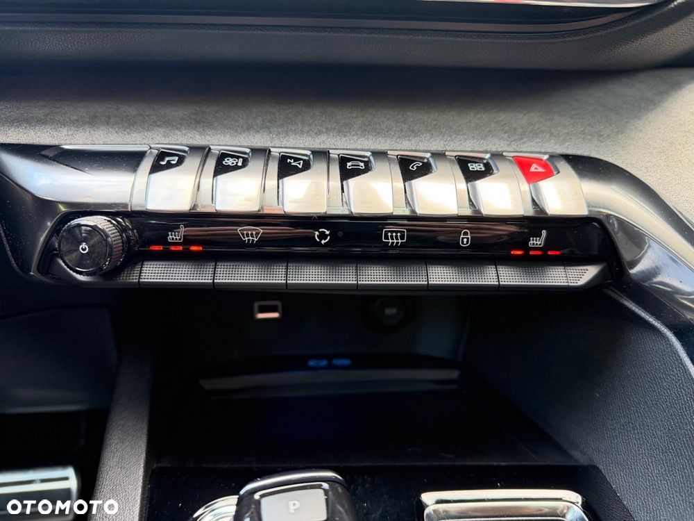 Peugeot 5008 1.6 PureTech GT S&S EAT8 - 23