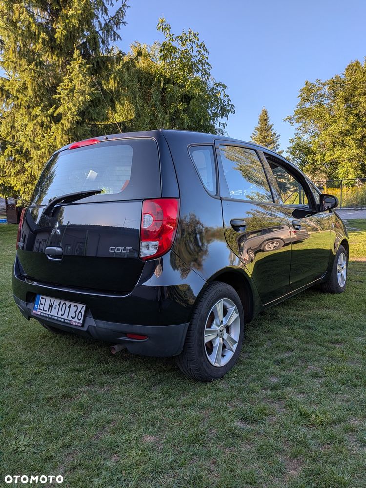 Mitsubishi Colt - 3
