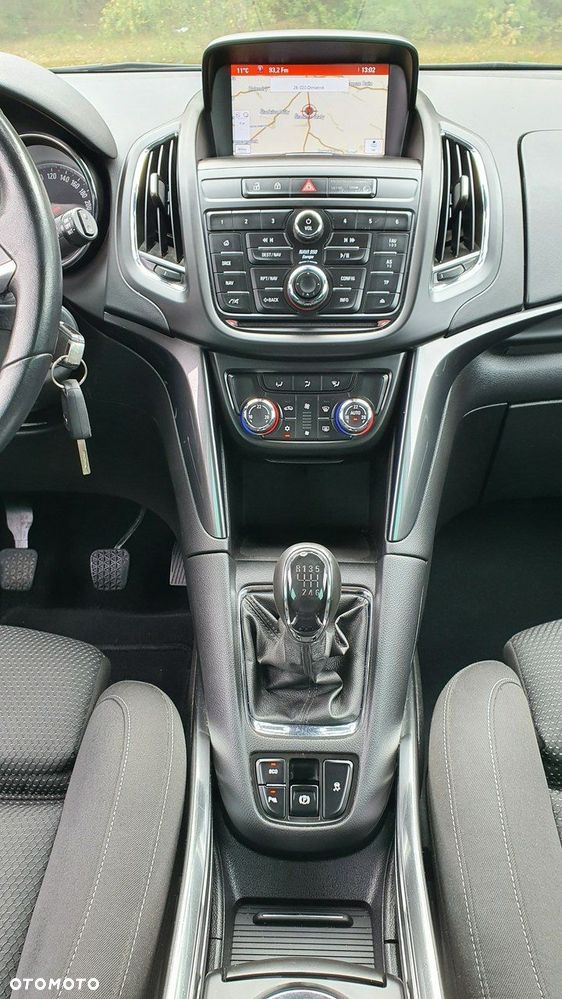 Opel Zafira 1.4 T Cosmo EcoFLEX S&S EU6 - 22