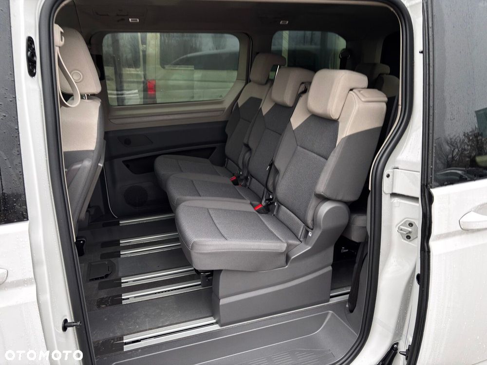 Volkswagen Multivan 2.0 TDI L1 Family DSG - 16