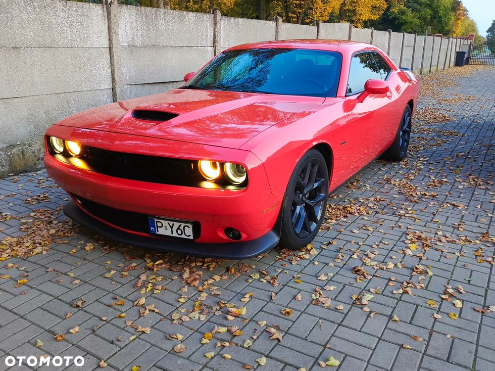 Dodge Challenger