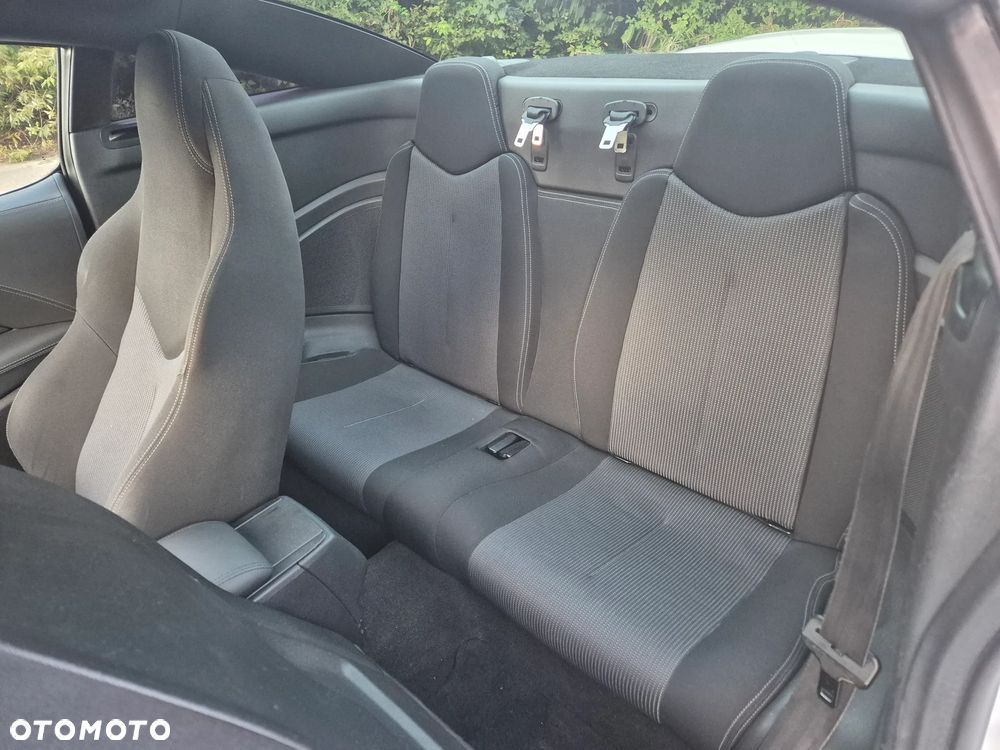 Peugeot RCZ 2.0 HDi - 11