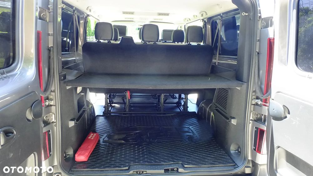 Renault Trafic - 16