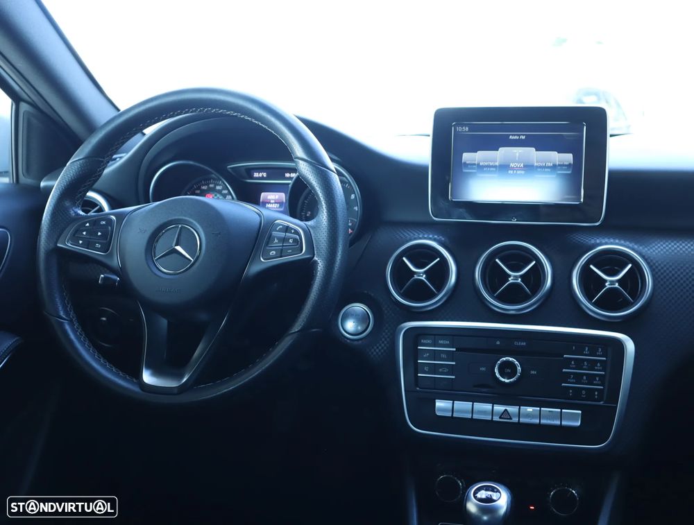 Mercedes-Benz A 180 d Urban - 38