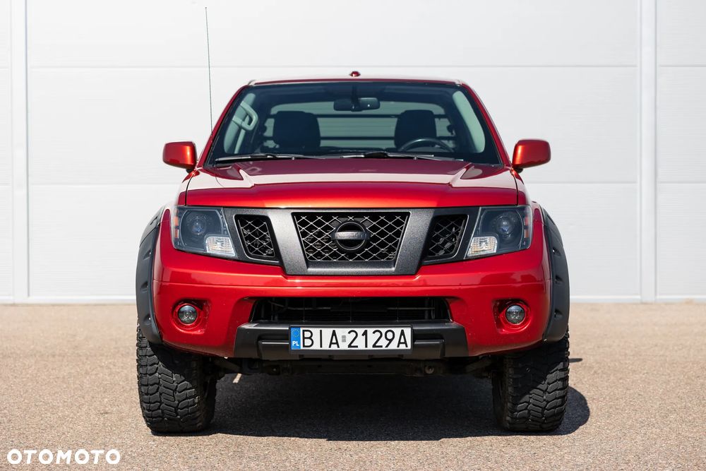Nissan Frontier - 2