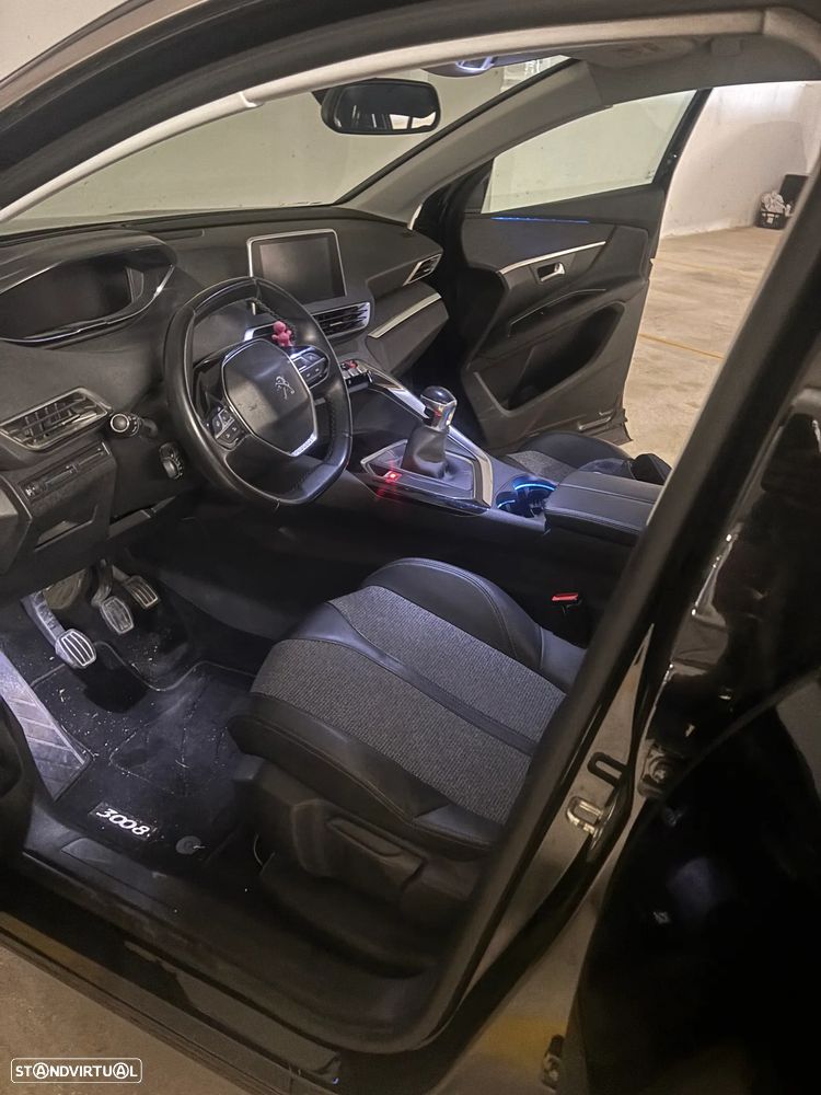 Peugeot 3008 1.5 BlueHDi Allure - 2