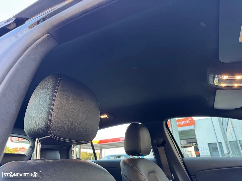 Mercedes-Benz A 180 d Style Plus Aut. - 25