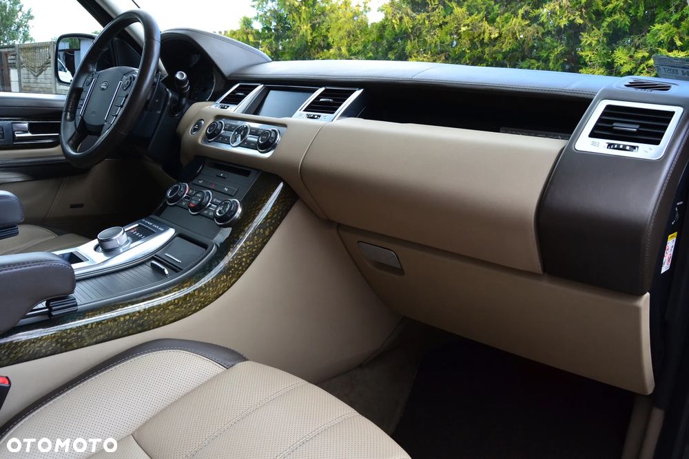 Land Rover Range Rover Sport SDV6 Autobiography - 34