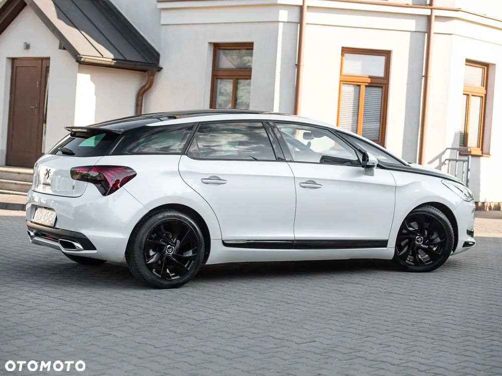 Citroën DS5 2.0 HDi SoChic - 11