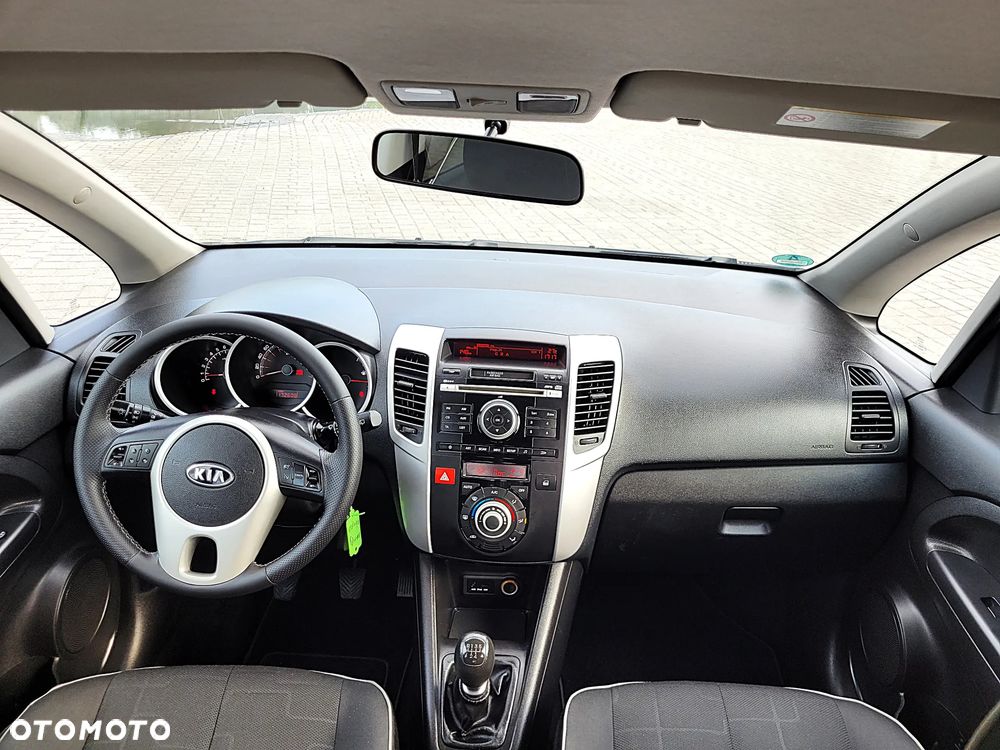 Kia Venga - 17