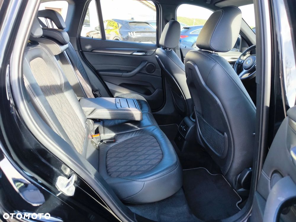 BMW X1 - 12