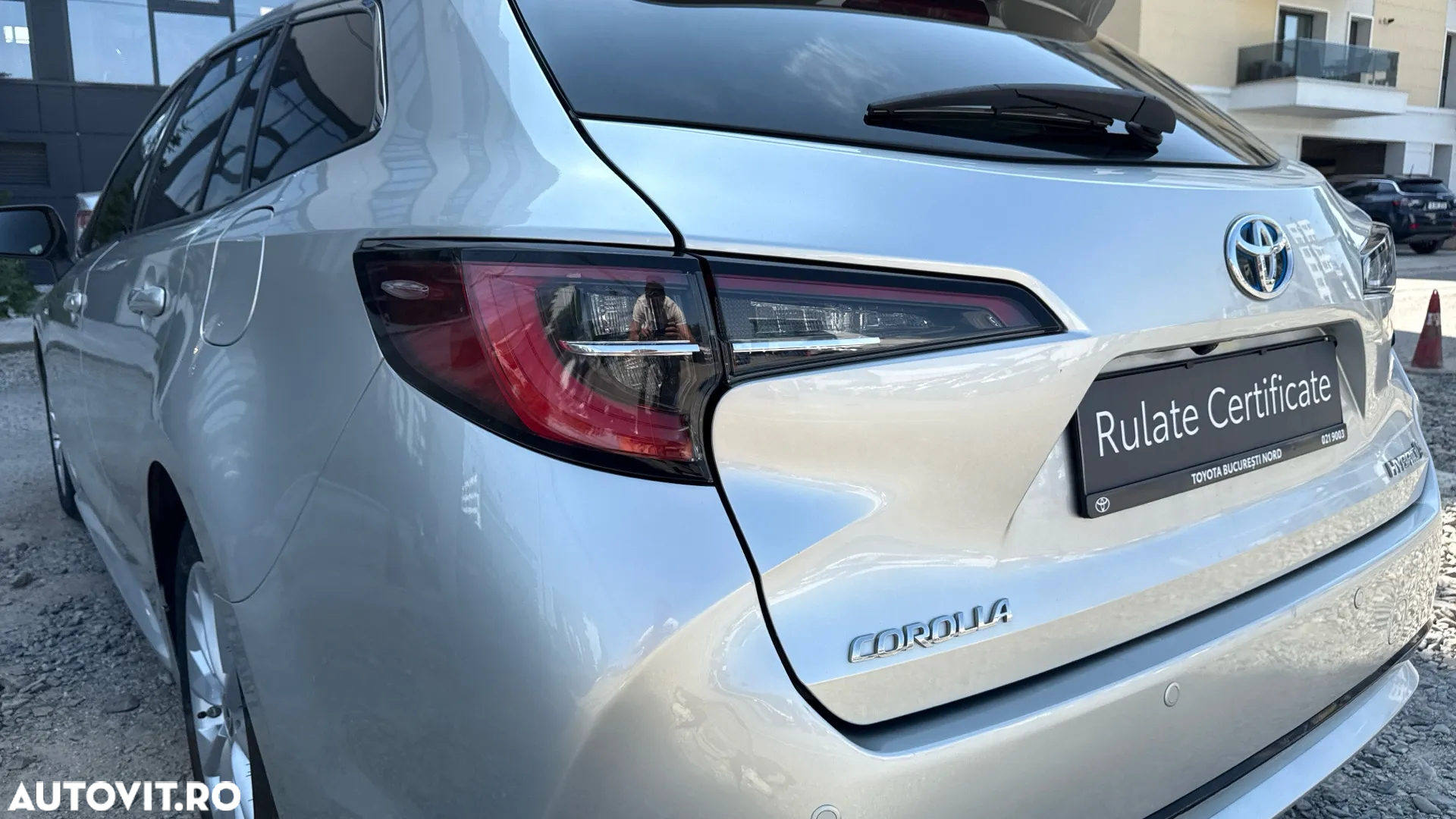 Toyota Corolla 1.8 HSD TS Dynamic - 38