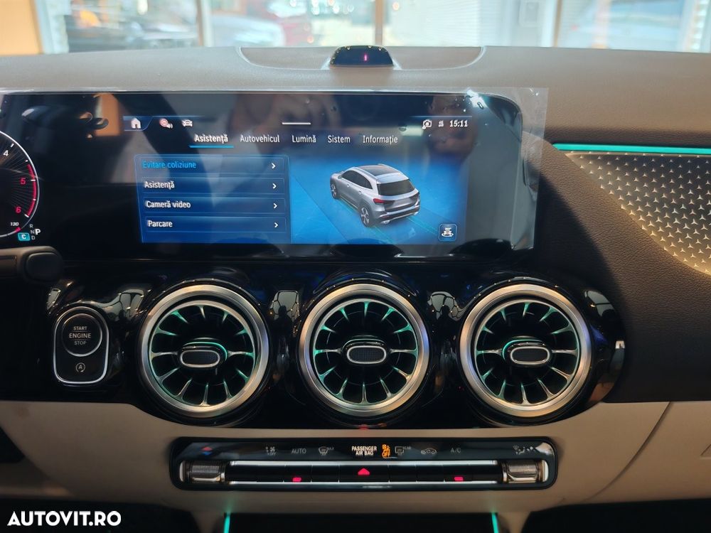Mercedes-Benz GLA 180 d Aut. - 25