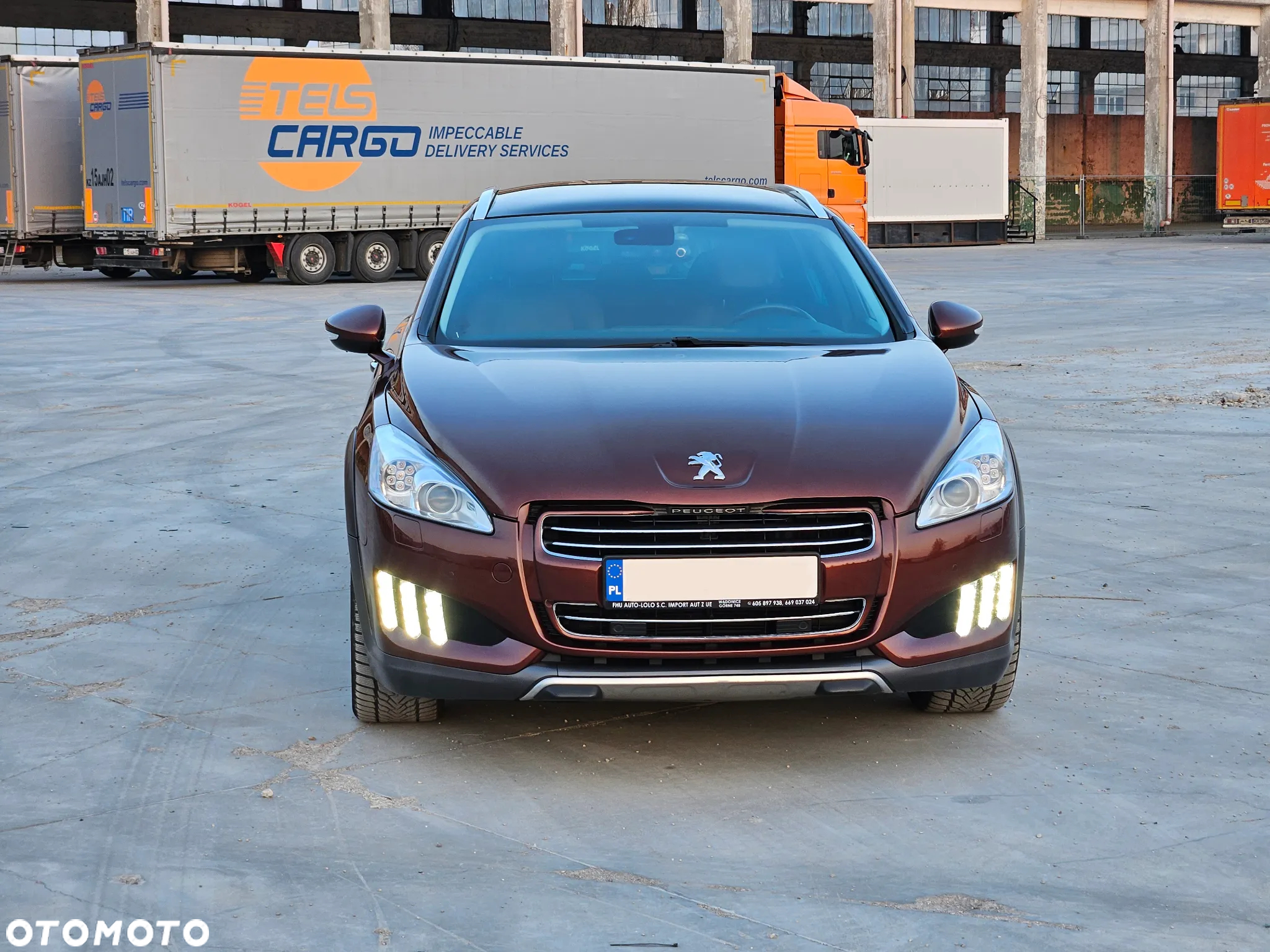 Peugeot 508 RXH 2.0 HDi HYbrid4 - 11