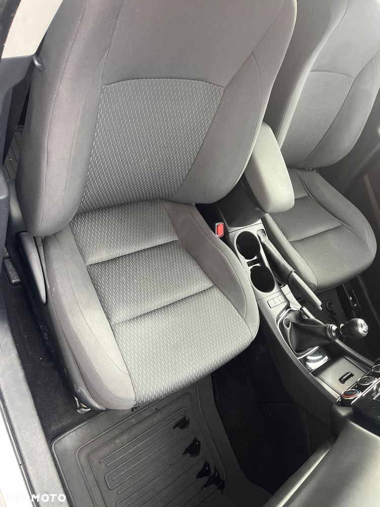 Toyota Corolla 1.33 Active EU6 - 23