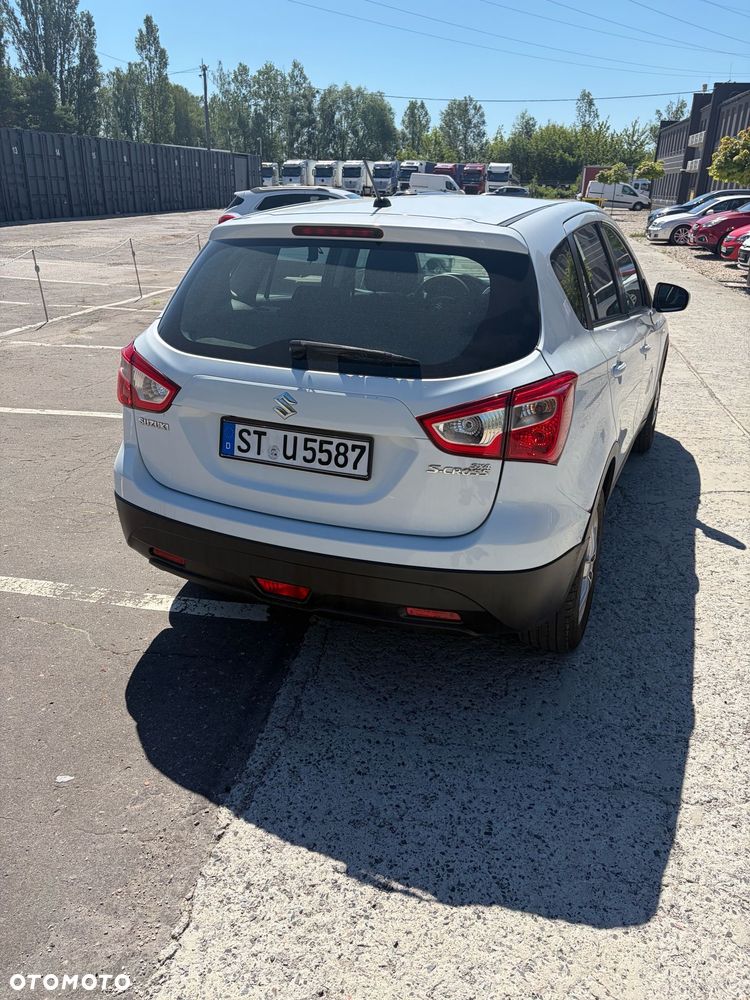 Suzuki SX4 S-Cross 1.0 T Comfort - 22
