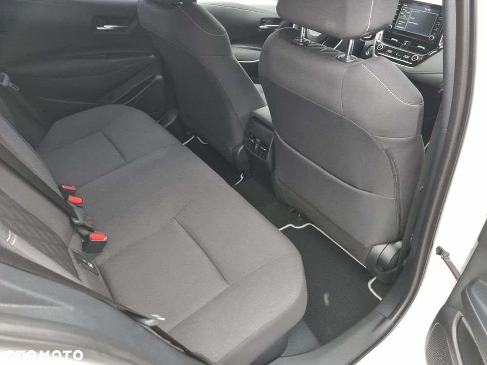 Toyota Corolla 1.8 Hybrid Comfort - 12