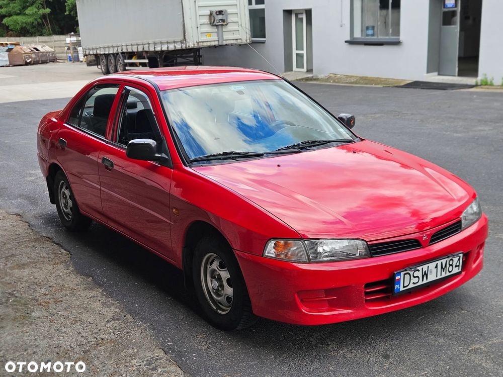 Mitsubishi Lancer 1300 GL - 12