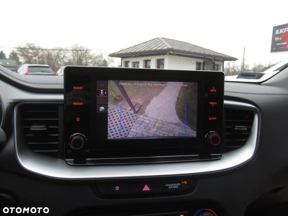 Kia Ceed 1.5 T-GDI M - 20