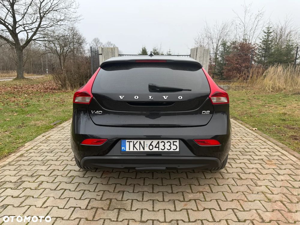 Volvo V40 D2 Momentum - 8