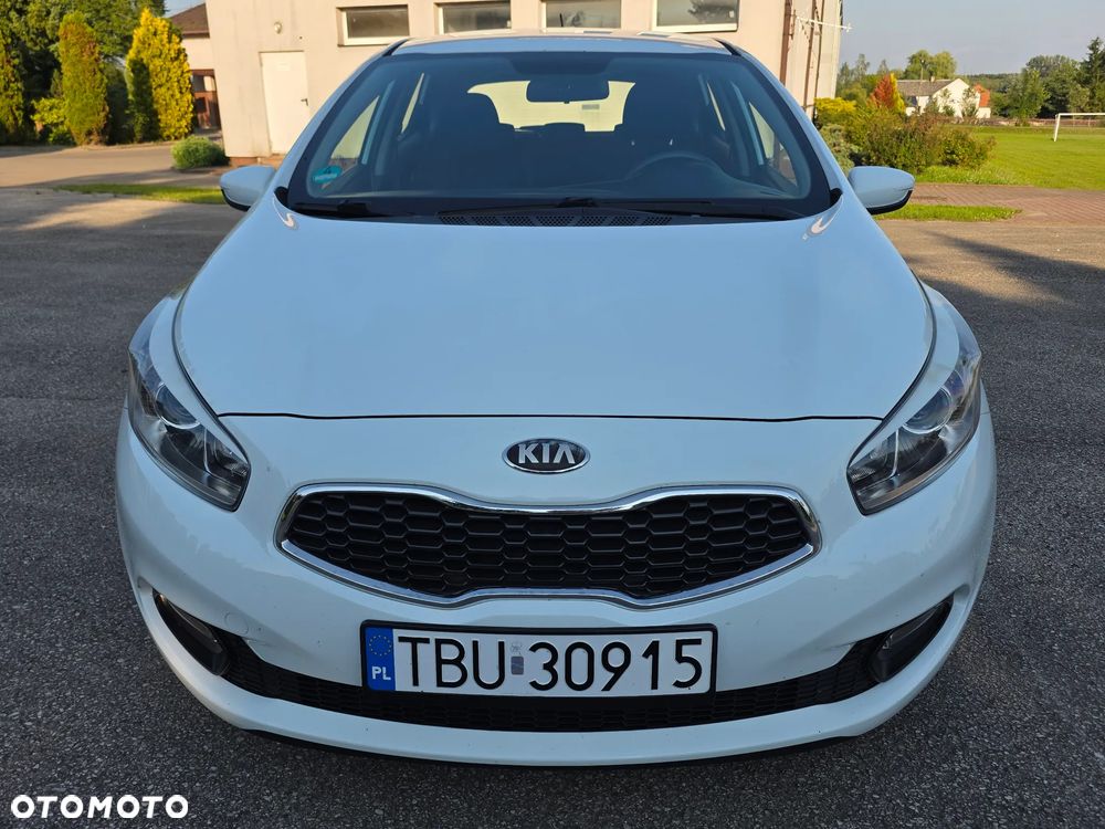 Kia Ceed 1.4 CVVT - 19
