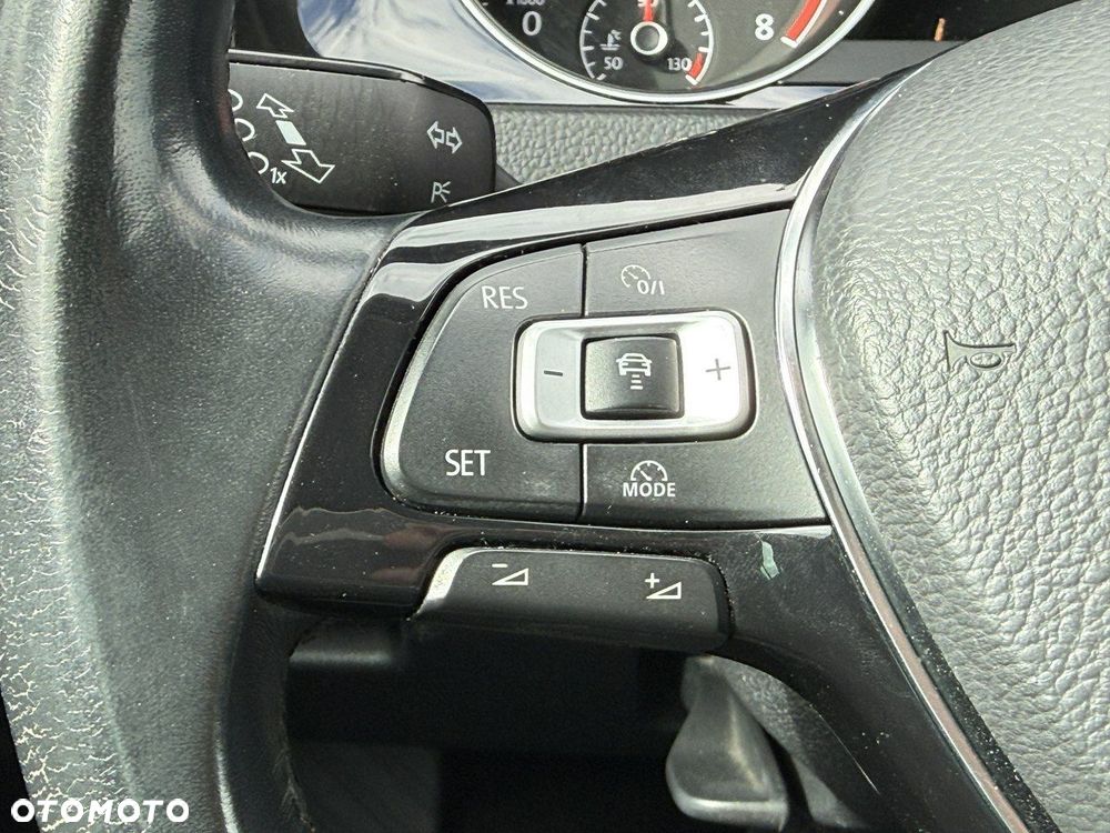 Volkswagen Golf 1.4 TSI BlueMotion Technology DSG Highline - 19