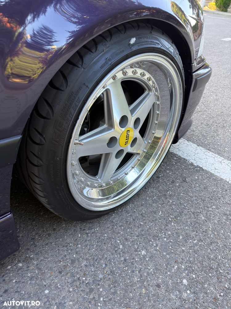BMW Seria 3 - 24