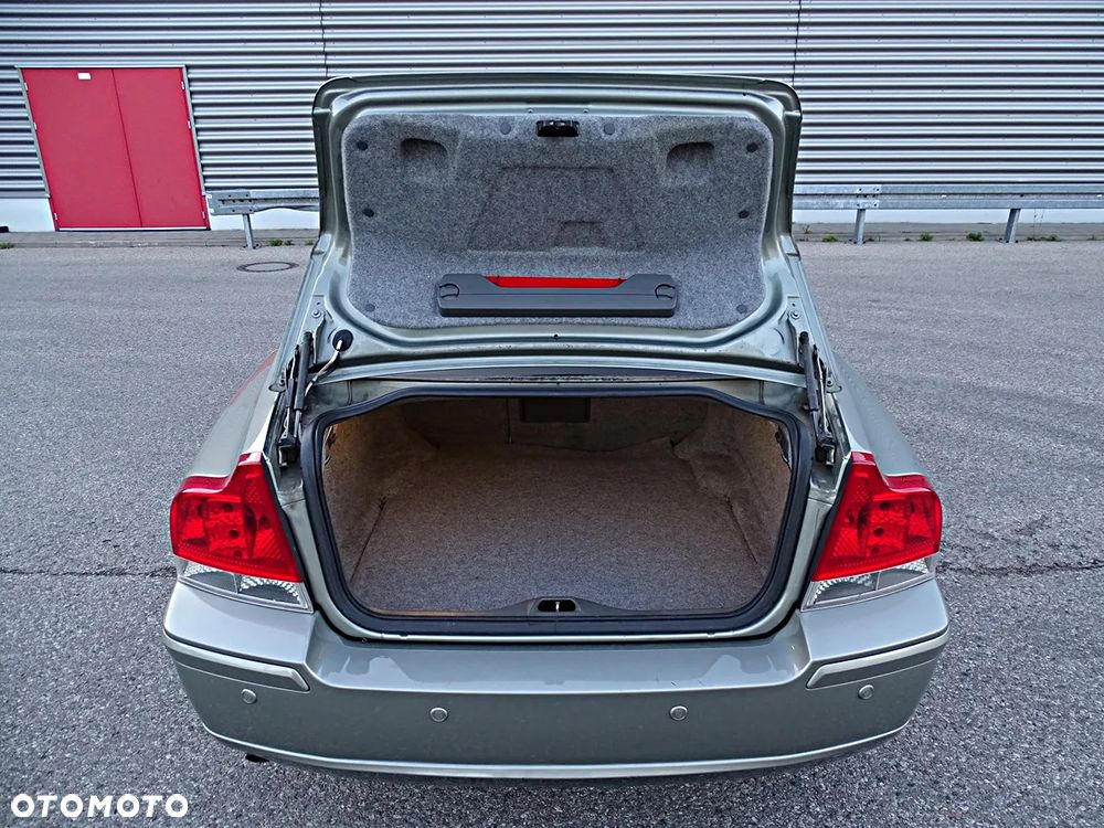 Volvo S60 2.4 Momentum - 20