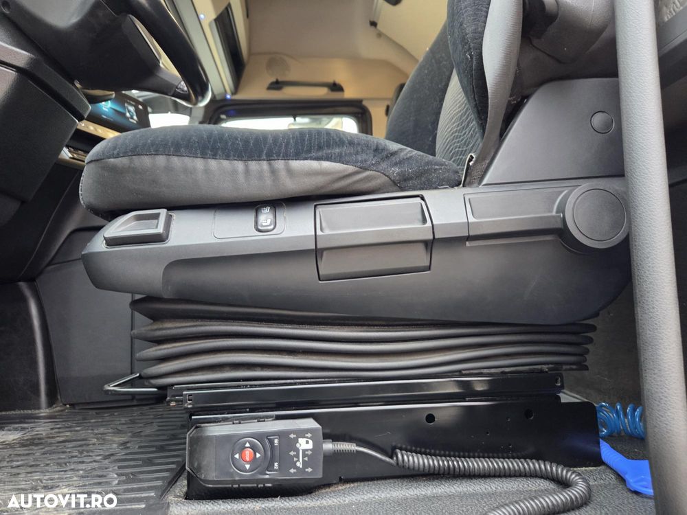 Mercedes-Benz ACTROS 18.510, AUTOMATA+RETARDER 5 trepte, SA CUPLARE REGLABILA la 1,15m si 0,9m, 2 rezervoare cumulat 680l, Spoilere cabina si sasiu, Camere in loc de oglinzi, Navigatie, Frigider, rulat in GERMANIA, posibil leasing 4 ani, PROMOTIE 45.900 EUR+tva - 25