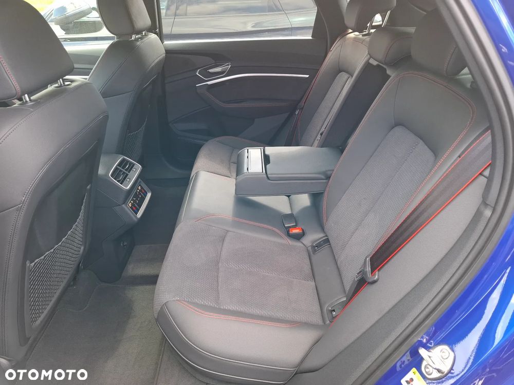 Audi Q8 e-tron 50 95kWh Quattro S Line - 11