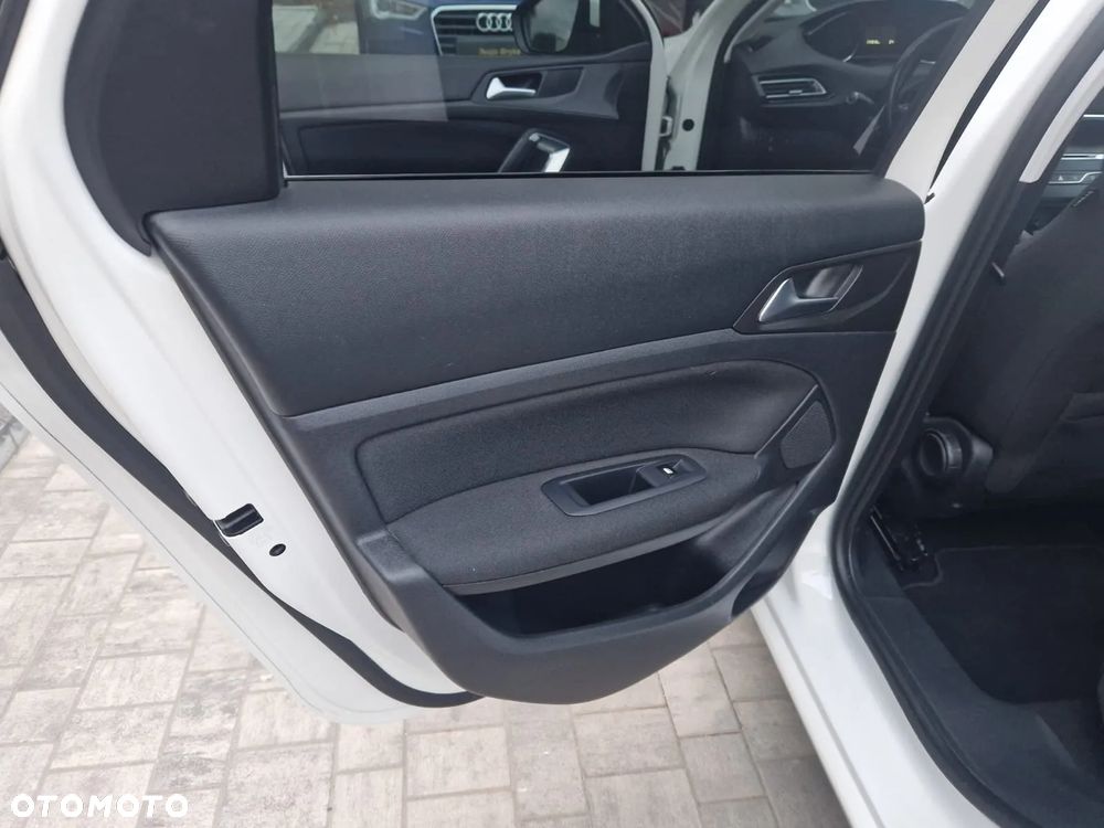 Peugeot 308 1.6 HDi Active - 23