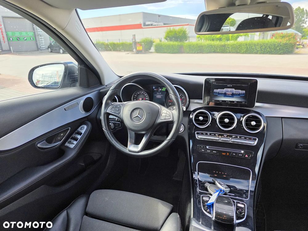 Mercedes-Benz Klasa C 350 e 7G-TRONIC - 6