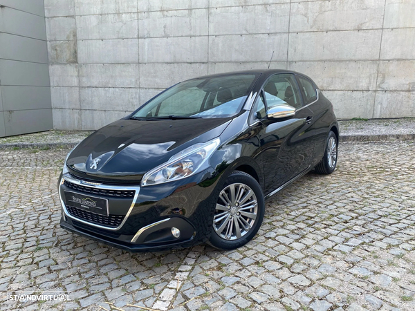 Peugeot 208 Blue-HDi 100 Stop&Start Allure