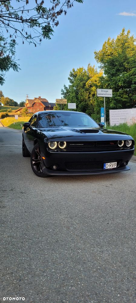 Dodge Challenger 5.7 R/T - 2