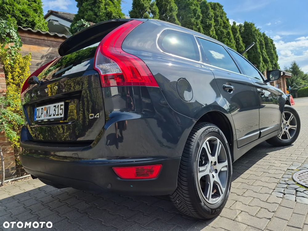 Volvo XC 60 - 4