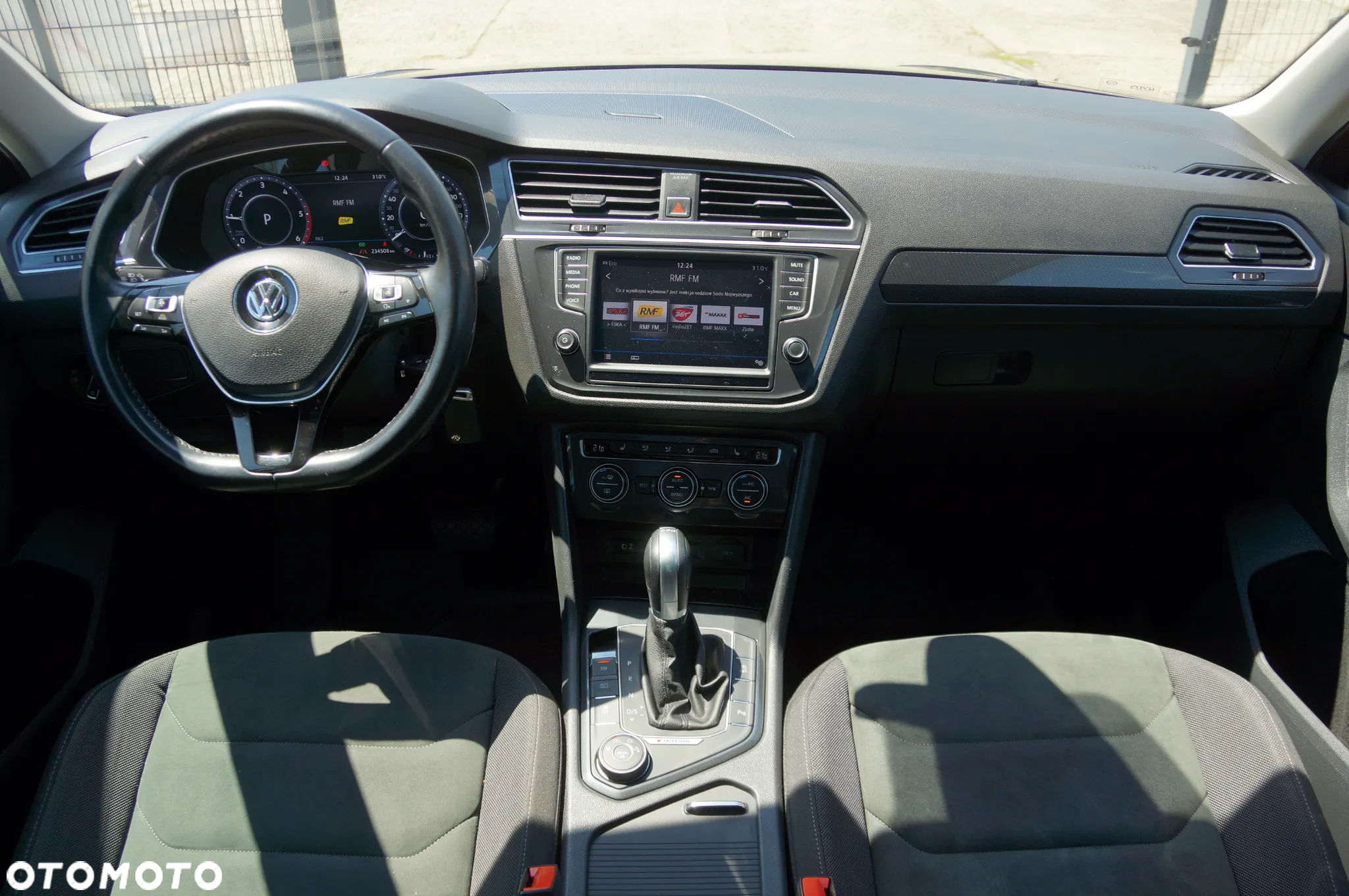 Volkswagen Tiguan 2.0 TDI SCR 4MOTION DSG Highline - 11