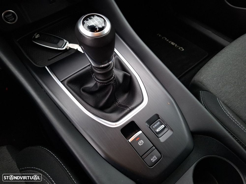 Nissan Qashqai 1.3 DIG-T N-Connecta LED - 17