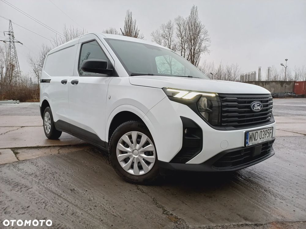 Ford Transit Courier - 3