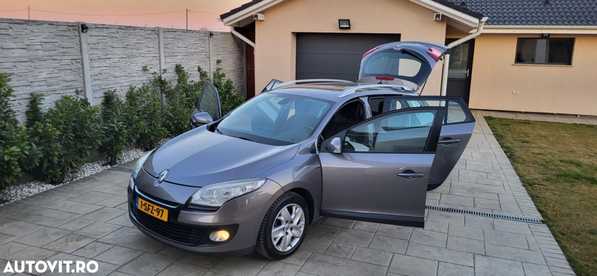 Renault Megane - 1