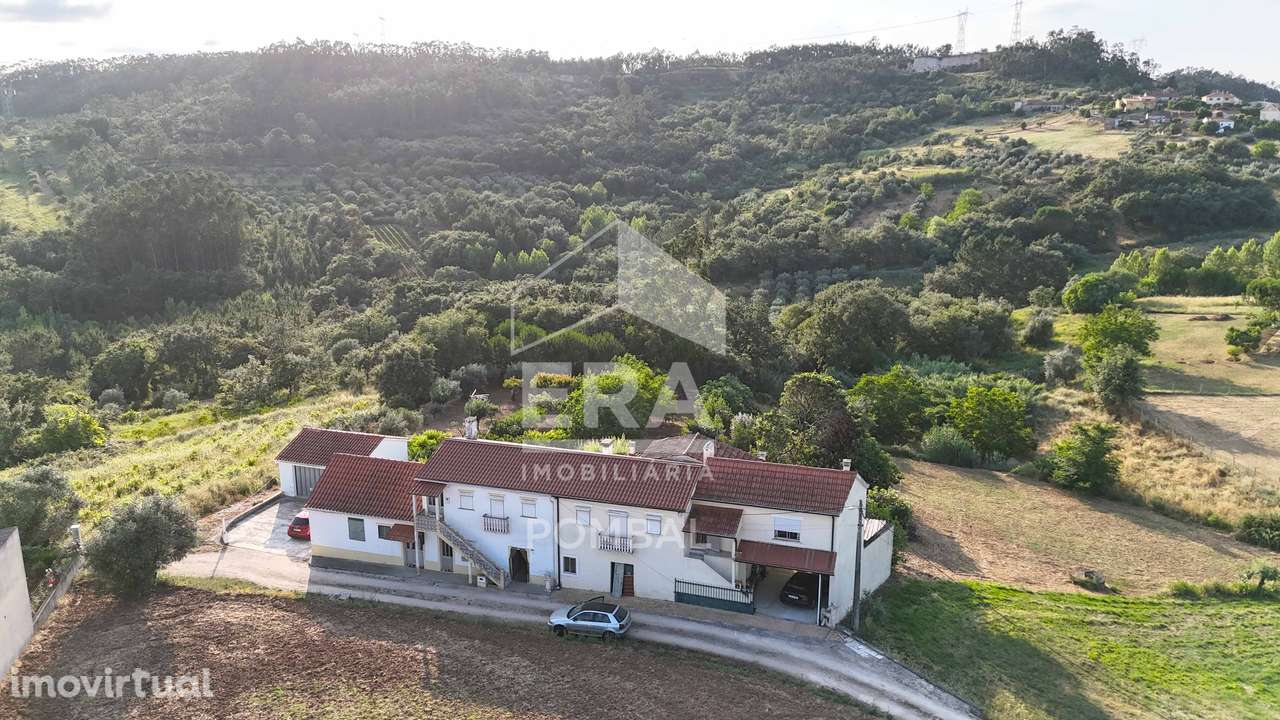 Moradia T4 com Jardim e Garagem - Grande imagem: 2/17