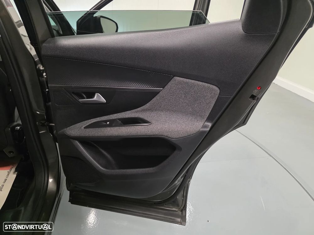 Peugeot 3008 1.5 BlueHDi Active - 41