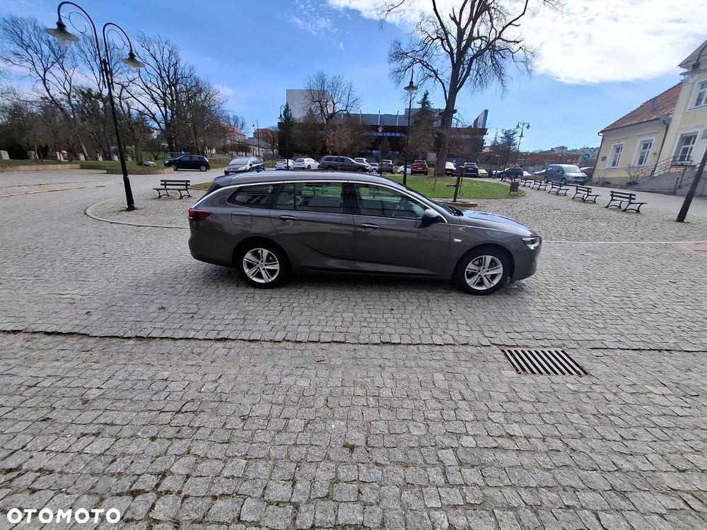 Opel Insignia - 8